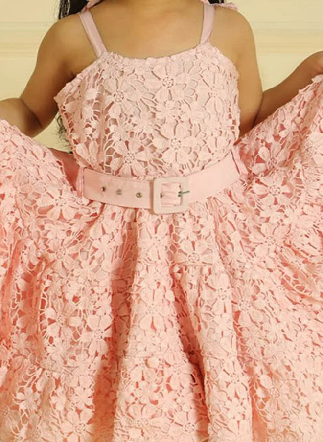 Luxe & Hardy الإنجليزية إلى دبي